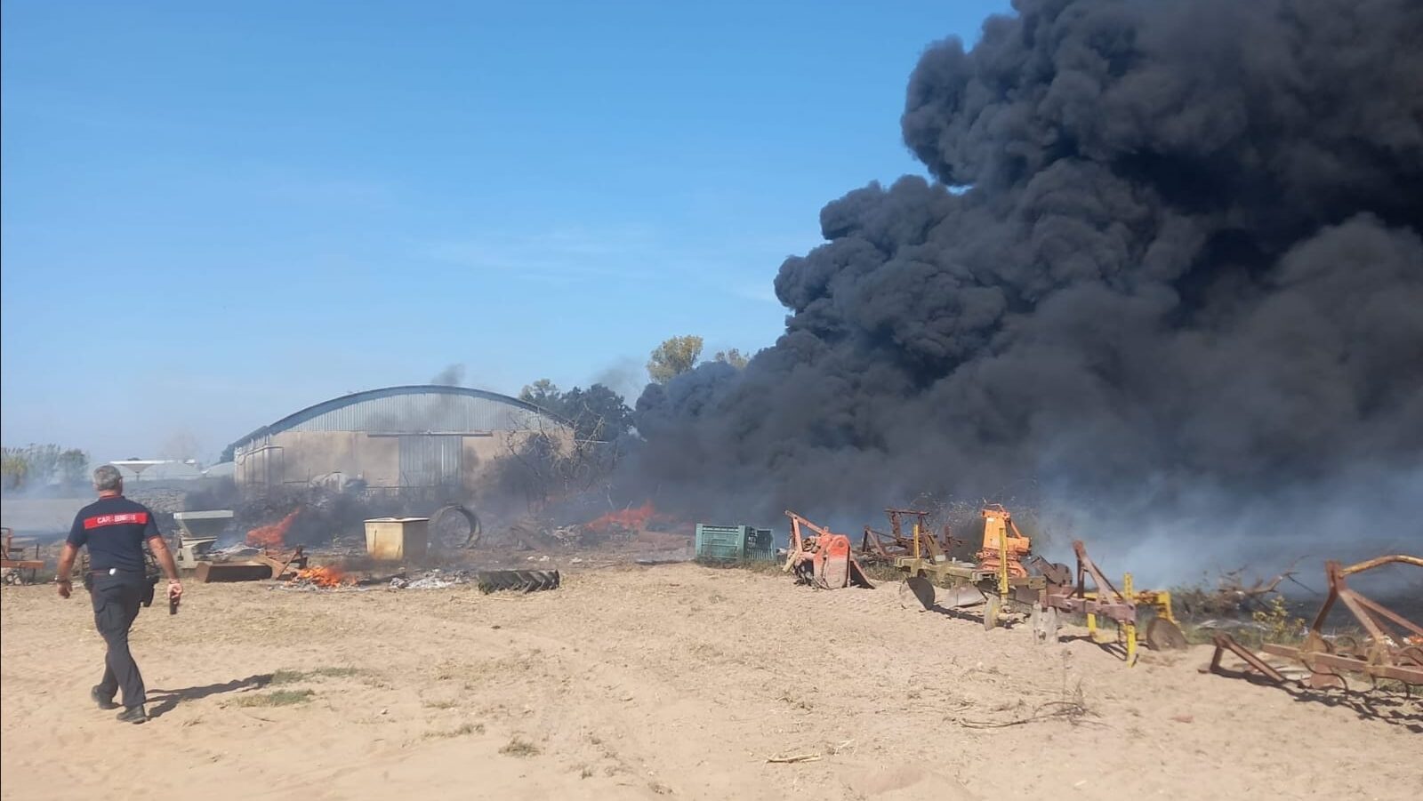 Sabaudia Incendio E Combustione Illecita Di Rifiuti Denunciata Una