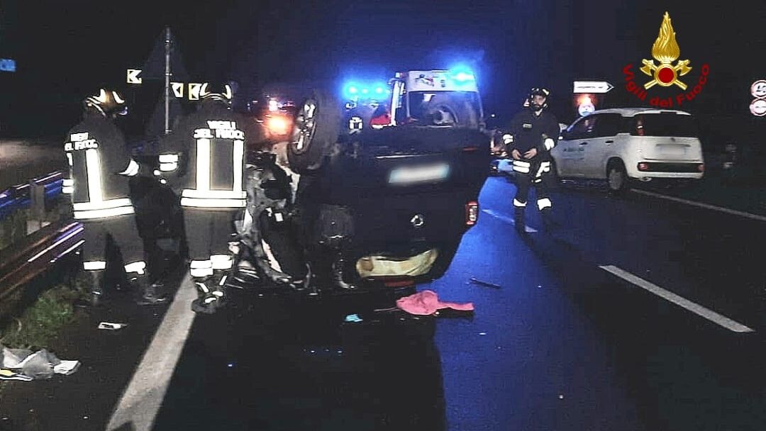 APRILIA, Tragico Bilancio Nell’incidente Sulla Pontina: 2 Morti E 6 ...